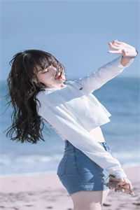 永不失联的爱男女主人公