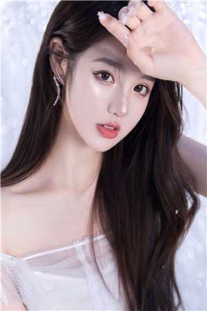 十八线女星被骗缅北后，掀翻园区书目