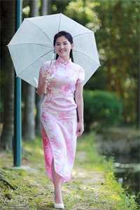 八零娇妻纯又野，高冷大佬破戒了
