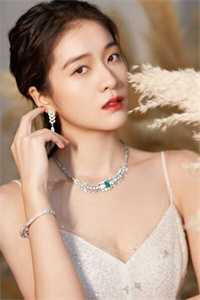 离开隐婚人皮画师丈夫后，他却疯了