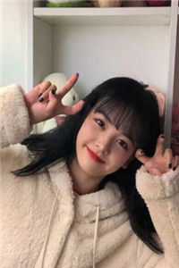 刚成反派，S级校花疯狂倒贴？