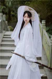 离婚后，高冷总裁老婆疯狂追求我