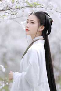 获奖后，歌王男友逼我退圈
