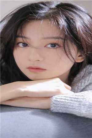 你如冬雪消融，我逆光重生