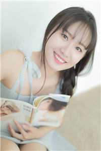 爸爸被疯狗咬伤时，妈妈正陪养女买包