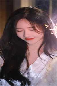 我在大巴车上晕到吐，男友包机陪未婚妻环游世界