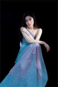 重生团宠：女王从港圈顶流做起