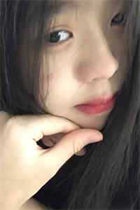 穿成逃荒农女，我带弟妹成权贵