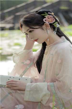 高武：朋友，你看起来有点好吃