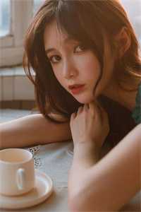 清颐照雪烬余香