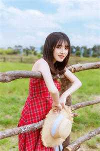 夫君为博庶妹一笑，将我送进尼姑庵改造