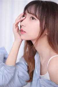 女儿的三个童养夫要把她嫁给老头