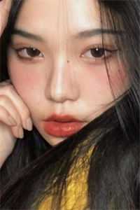 离婚后，大明星老婆求我救她