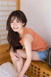 被拍卖的替身夫人跳海假死后，带马甲杀回来了