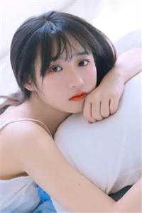 丧尸末日，女友为等竹马拦我生路