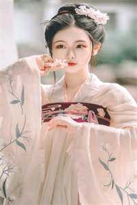 婆婆要我照顾小三后悔哭了