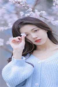 重生后，我靠假弹幕反杀私生女