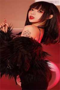 《出国后，妻子为白月光生孩子》伍琴英凌灏最新小说_推荐完结小说《出国后，妻子为白月光生孩子》(伍琴英凌灏)
