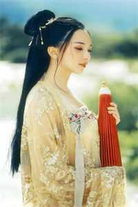 拾光而行，爱无永夜