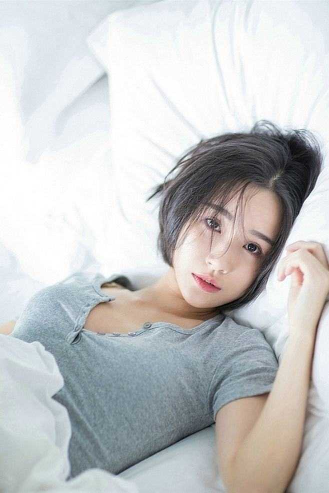 踹了渣男去探亲，我成大佬心尖宠