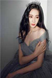 你一个炊事员，怎么肩扛麦穗了？