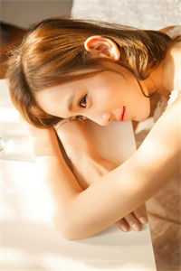 重生后我抢了团宠庶妹的白莲花剧本